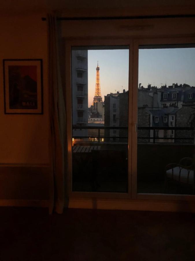 Superb Apartment With Balcony & Eiffel Tower View 파리 외부 사진